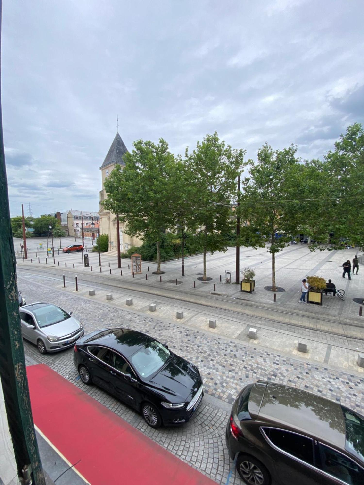 Balcon De Paris Apartment Gennevilliers Exterior photo